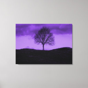 Een Lone Tree Pop Art Paarse Landschaps Canvas Afdruk
