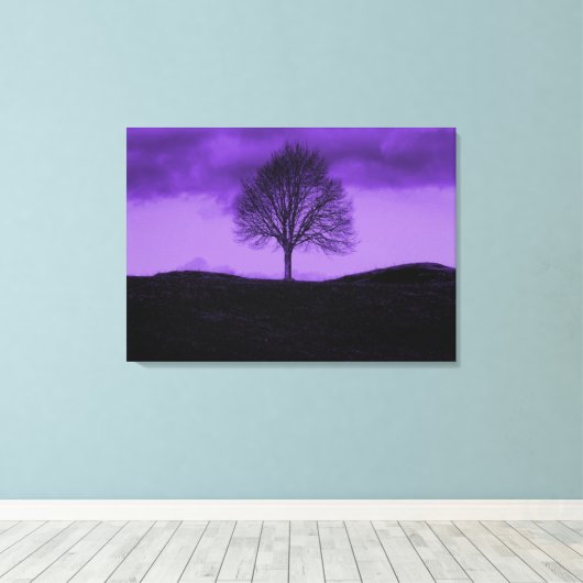 Een Lone Tree Pop Art Paarse Landschaps Canvas Afdruk (Insitu (Houten vloer))