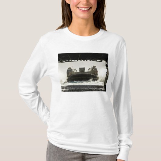 Een luchtkussen van een landingsvaartuig bereidt z t-shirt (Voorkant)