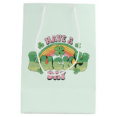 Een Lucky Day Retro Typografie Medium Cadeauzakje (Achterkant)