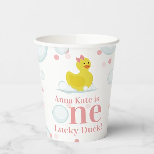 Een Lucky Duck Pink Eerste Verjaardagsfeestje Papieren Bekers (Links)