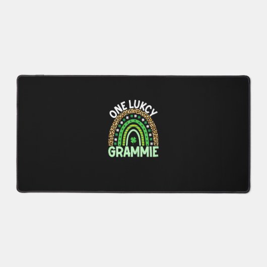 Een Lucky Grammie Leopard Rainbow Saint Patrick's Bureaumat (Voorkant)