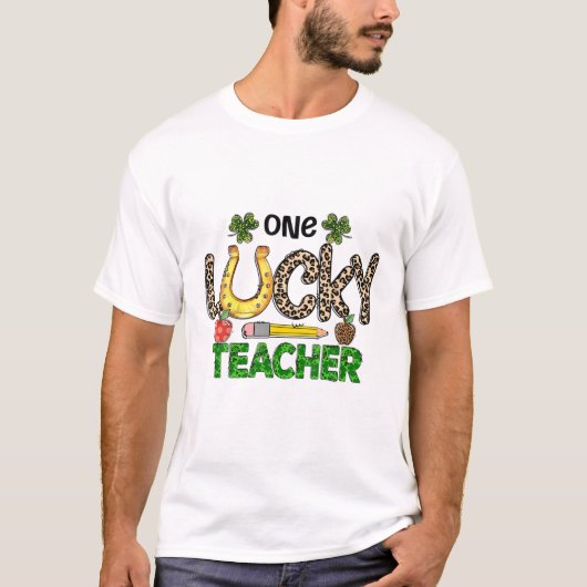 Eén Lucky leraar Shamrock Leopard Patrick's Day T-shirt (Voorkant)