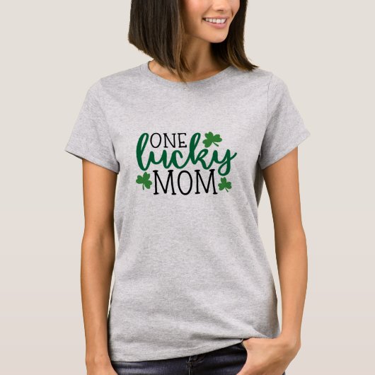 Een Lucky mama St Patrick's Day T-shirt (Voorkant)