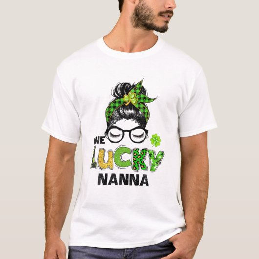 Eén Lucky Nanna Messy Bun Leopard St Patrick's Day T-shirt (Voorkant)