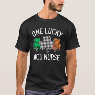 Eén Lucky NICU Nurse St Patrick's Day Irish Flag P T-shirt