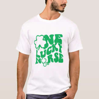 Eén Lucky Nurse Scrub RN ICU, St Patricks Day Nu T-shirt