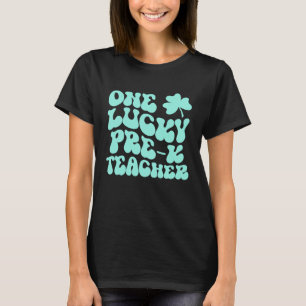 Een Lucky Pre K Teacher St Patrick's Day Teacher G T-shirt