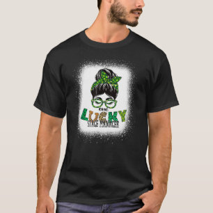 Eén Lucky Stage Manager heeft het bericht met de B T-shirt