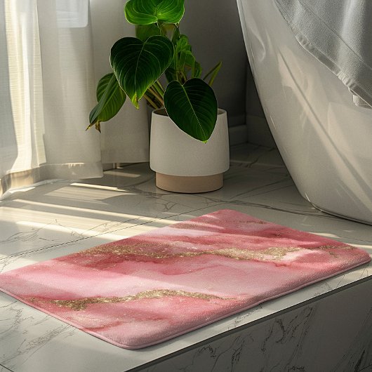Een luxueuze roze marmeren achtergrond badmat