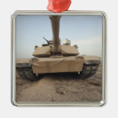 Een M-1A1 hoofdslagtank Metalen Ornament (Voorkant)