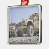 Een M-ATV-mijnbestendig amusementsbeschermd voertu Metalen Ornament (Links)