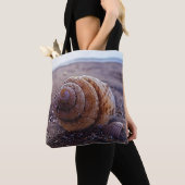 Een macroUitzicht van een wervelkolom Tote Bag (Dichtbij)