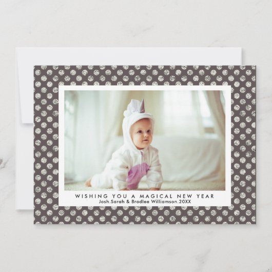 Een magisch nieuwjaar moderne zilveren glitter pol feestdagenkaart (Voorkant)