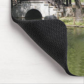 Een magische fontein in een Chinese tuin Muismat (Hoek)