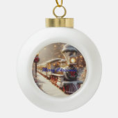 Een magische winter wonderland kersttrein keramische bal ornament (Voorkant)