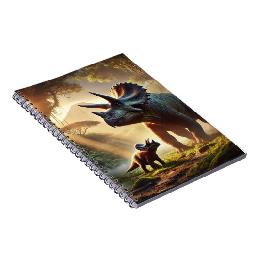 Een majestueuze volwassen Triceratops Notitieboek (Rechterzijde)