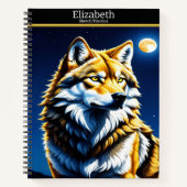 Een majestueuze wolf huilt bij het gloeiende maanl notitieboek (Voorkant)
