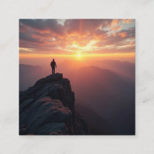 Een majestueuze zonsopgang gezien vanaf de bergtop