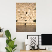 Een Man dat aan de Westerne muur bidt Poster (Thuiskantoor)