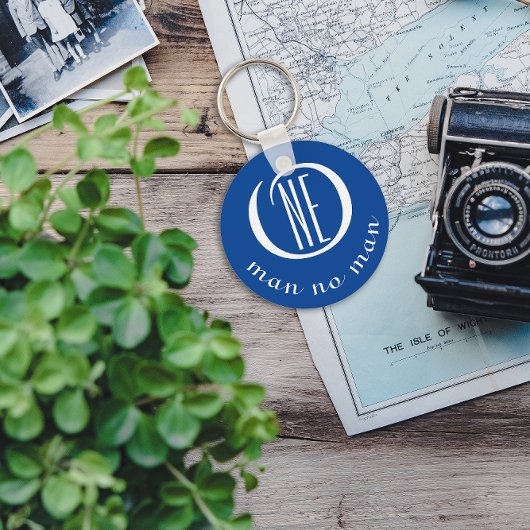 Een man geen man aanmoediging citaat blauw sleutelhanger