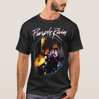 Een Man motorrijden in de regen T-shirt