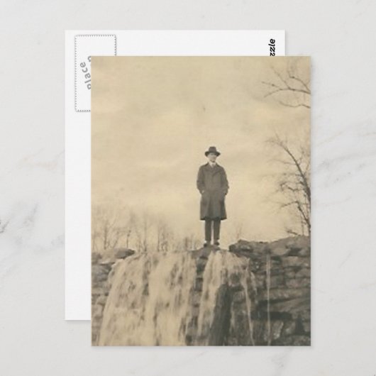 Een man op een klif briefkaart (Voorkant / Achterkant)