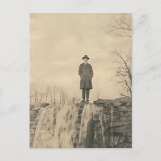Een man op een klif briefkaart (Voorkant)