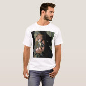 Een marinier laadt blanco munitieronden t-shirt (Voorkant volledig)