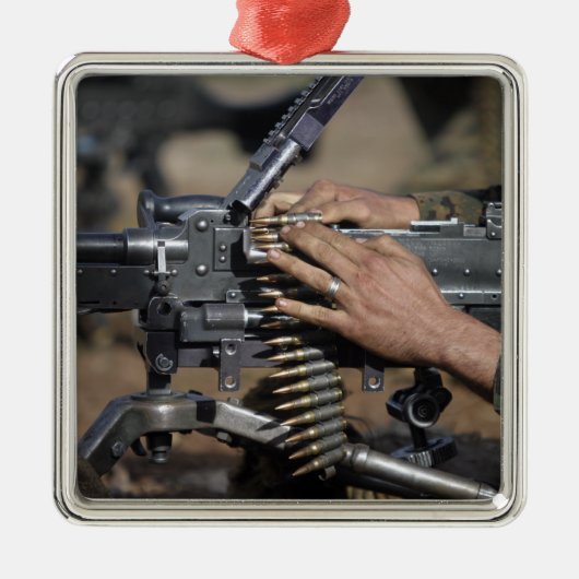 Een marinier laadt een M-240G-pistool Metalen Ornament (Voorkant)