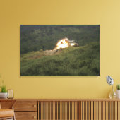 Een marinier scoort een directe hit canvas afdruk (Insitu (Woonkamer))