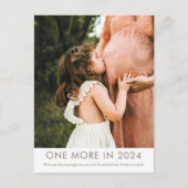 Een meer in 2024 Zwangerschapsaankondiging Briefka Feestdagenkaart (Voorkant)