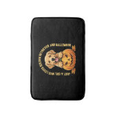 Een meisje dat dol is op Golden Retrievers Badmat (Voorkant Verticaal)