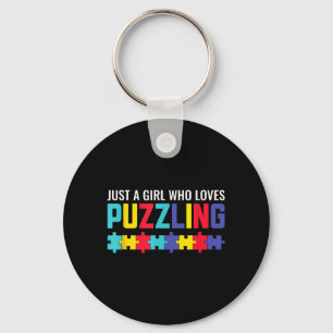 Een meisje dat puzzel puzzel horror leuk vindt sleutelhanger