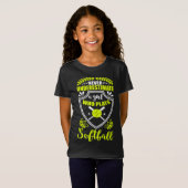 Een meisje dat softball Neon speelt nooit ondersch T-shirt (Voorkant volledig)