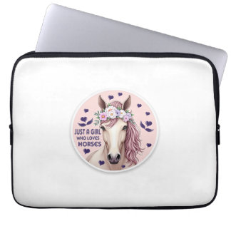 Een meisje dat van paarden houdt (2) laptop sleeve