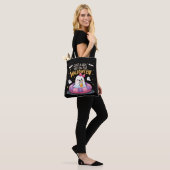 Een meisje dat wacht op Halloween Spooky Summer Tote Bag (Op model)