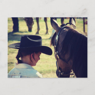 Een meisje en haar paard briefkaart
