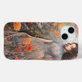 Een meisje en vol bloemen iPhone 15 Hoesje (Achterkant (horizontaal))
