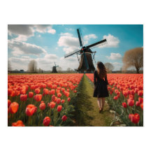 Een meisje in een tulpenveld