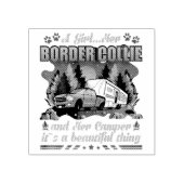 Een meisje met haar grenspoel en haar Hondenliefhe Rubberstempel (Afrduk)