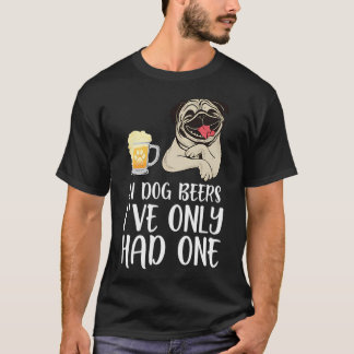 een meisje met haar hond en haar RV-campingontwerp T-shirt