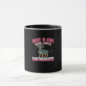 Een meisje van Dachshund Mok (Midden)