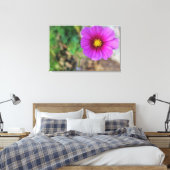 Een melkweg binnen een Bloem Canvas Afdruk (Insitu (Slaapkamer))