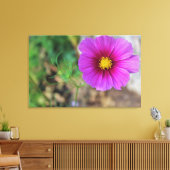 Een melkweg binnen een Bloem Canvas Afdruk (Insitu (Woonkamer))