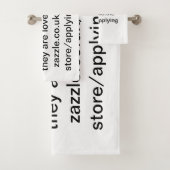 Een mens accepteert dat hij geliefd is. bad handdoek (Insitu)