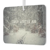 Een met sneeuw bedekt pad door een winterbos luchtverfrisser (Links)