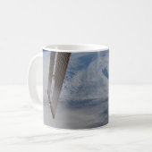 Een mid-atlantisch lagedruksysteem. koffiemok (Voorkant links)