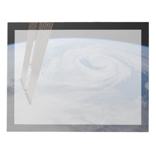 Een mid-atlantisch lagedruksysteem. notitieblok (Voorkant)