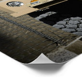 Een mijnbestendig, tegen hinderen beschermd voertu poster (Hoek)